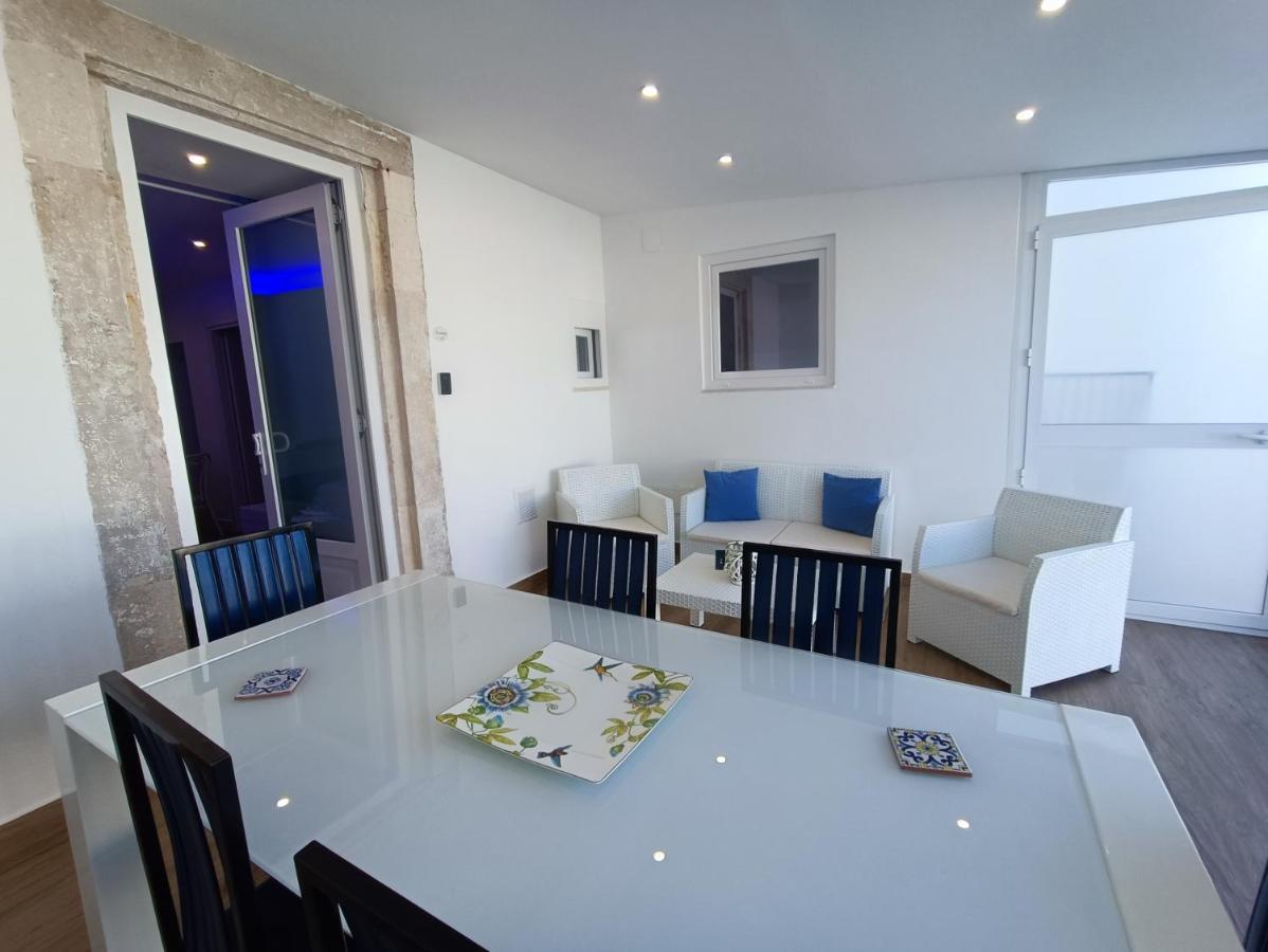 Ventidue Venti Hotell Bari Exteriör bild