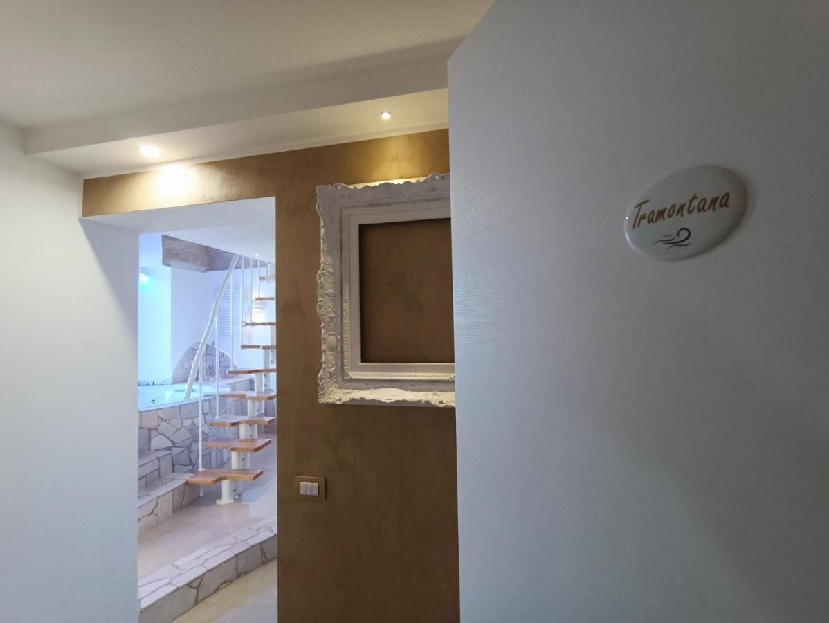 Ventidue Venti Hotell Bari Exteriör bild