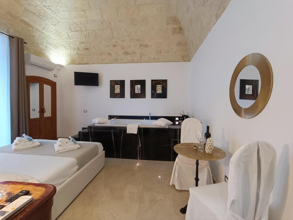 Ventidue Venti Hotell Bari Exteriör bild