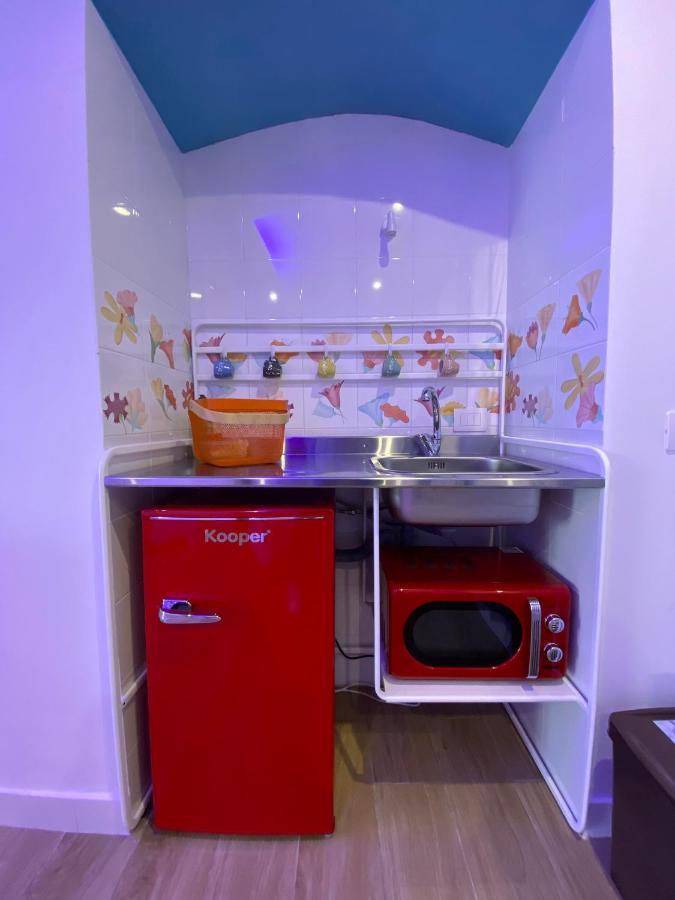 Ventidue Venti Hotell Bari Exteriör bild